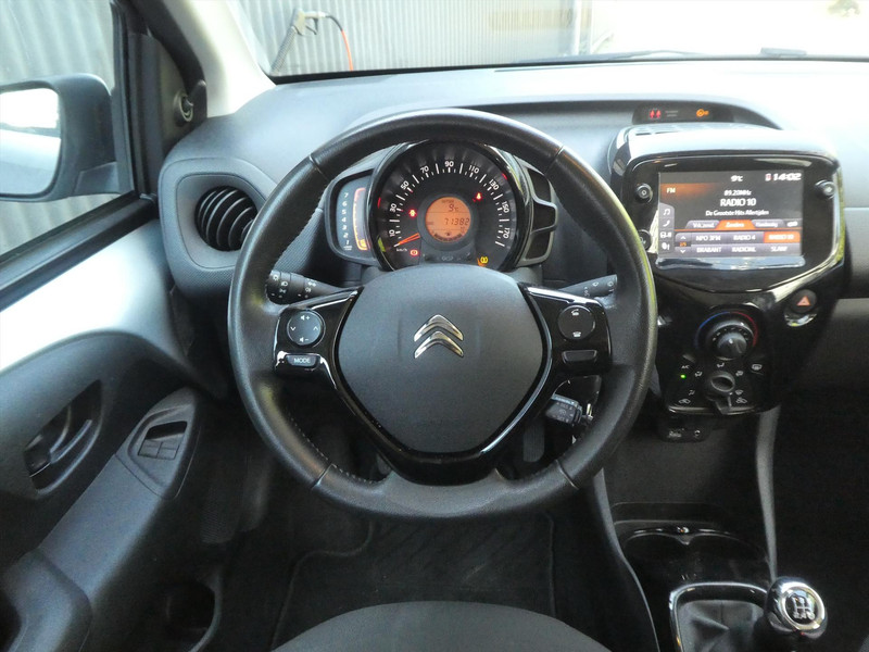 33887319-4.jpg