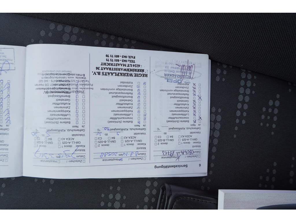 44281885-24.jpg