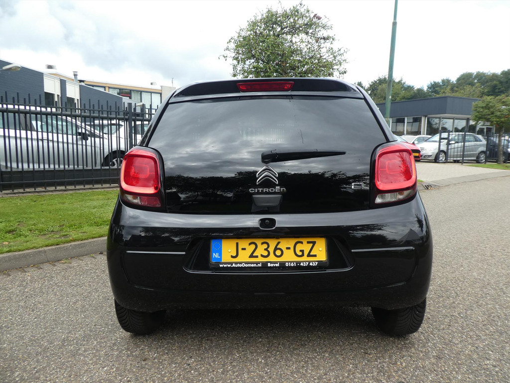 44442393-40.jpg