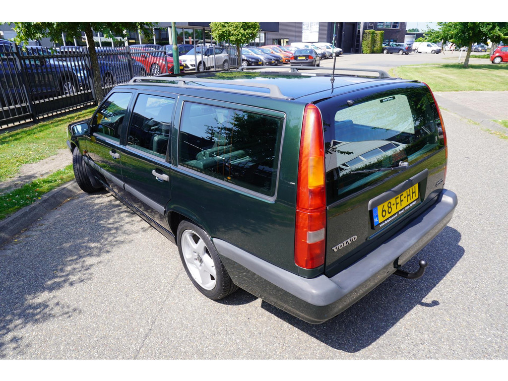 45577045-27.jpg