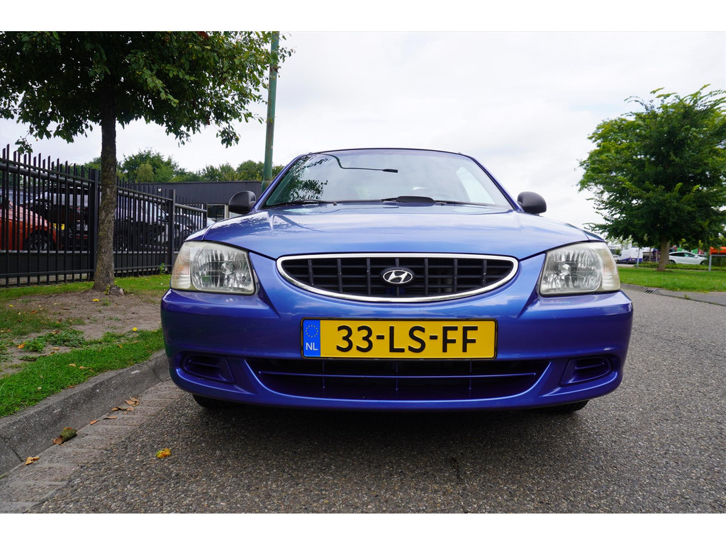 46852031-9.jpg