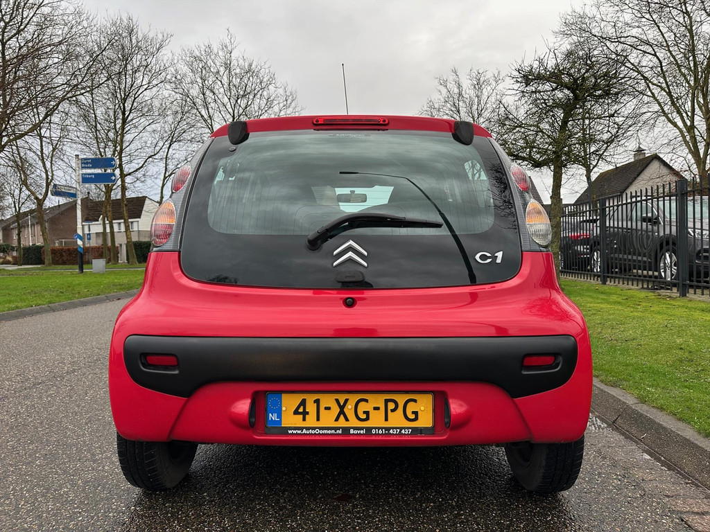 47159600-12.jpg