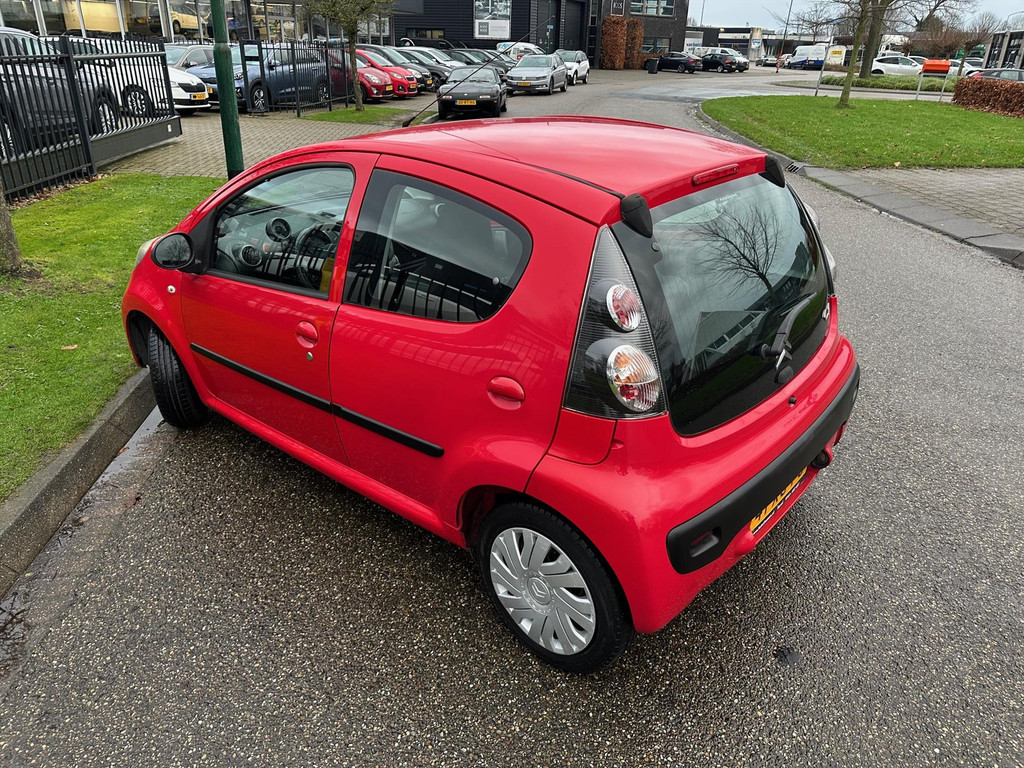 47159600-30.jpg