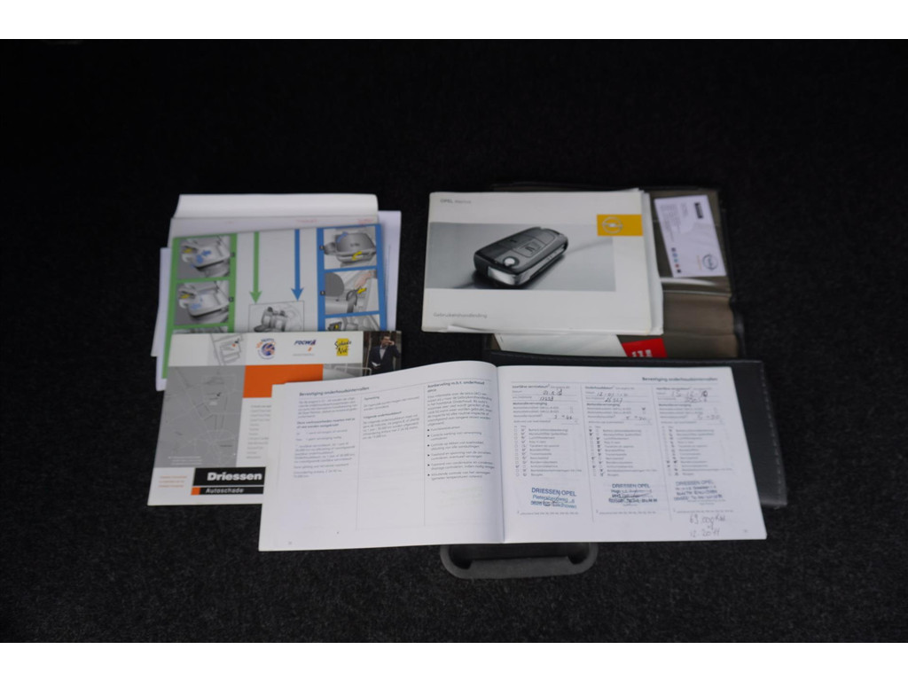 47913630-18.jpg