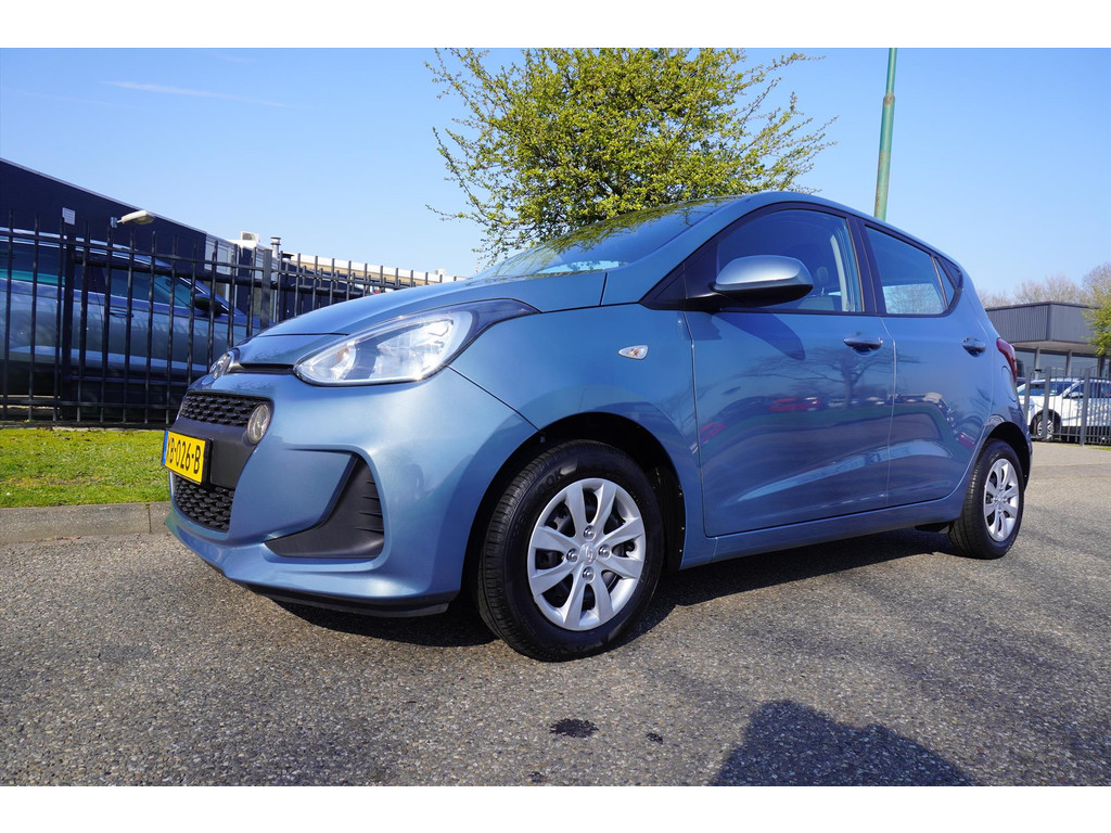 52080318
