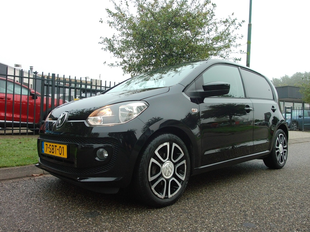 56677098