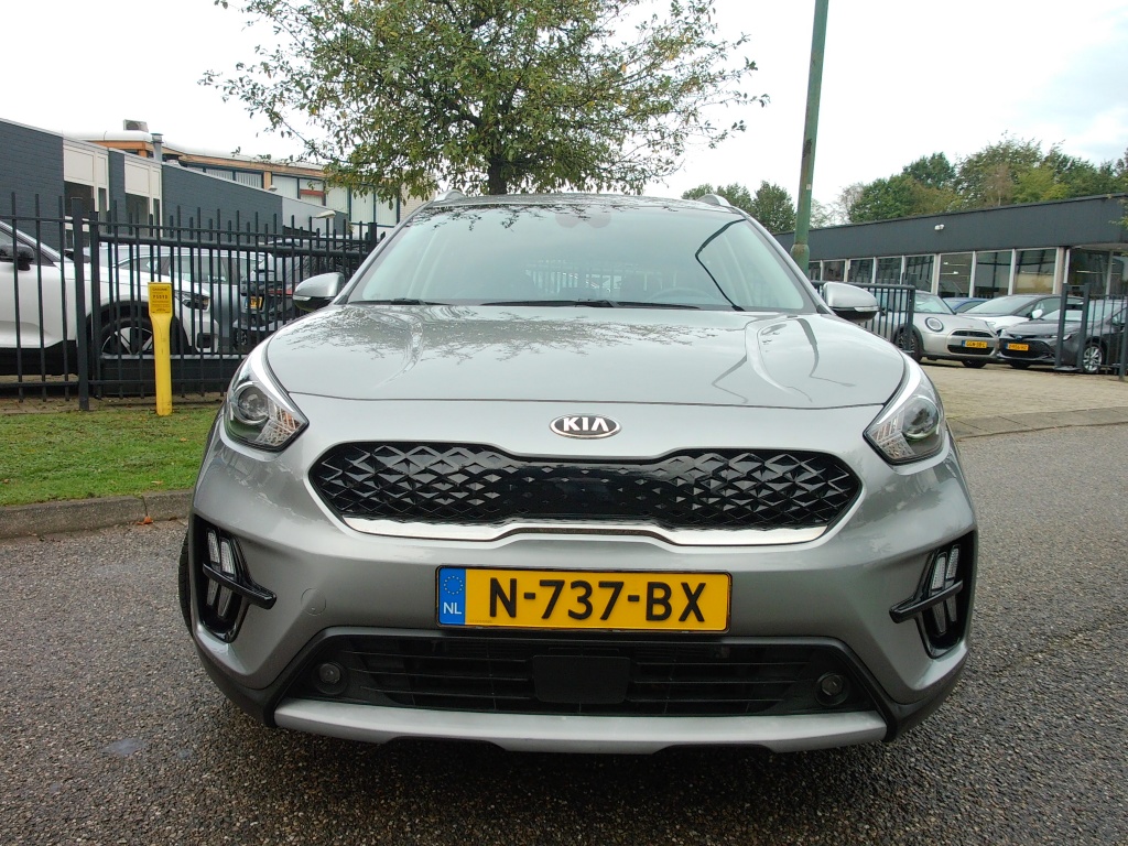57088375-39.jpg