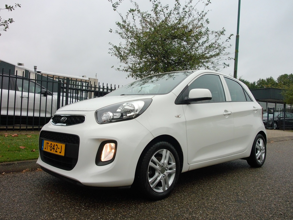 57320237